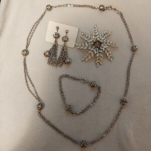 Vintage silver tone Sarah Coventry jewelry lot